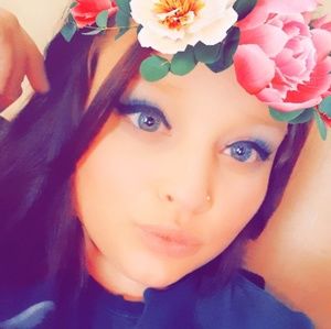 Meet your Posher, Vanessa